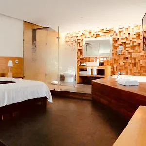Boutique Mo17 4* Queretaro