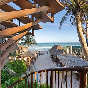 **** Hotel Playa Canek Beachfront Eco México